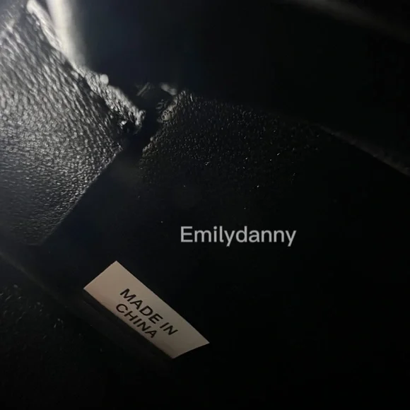 Tory Burch SMALL FLEMING MATTE CONVERTIBLE SHOULDER BAG - Picture 14 of 15